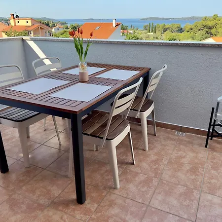 Fažana INN *